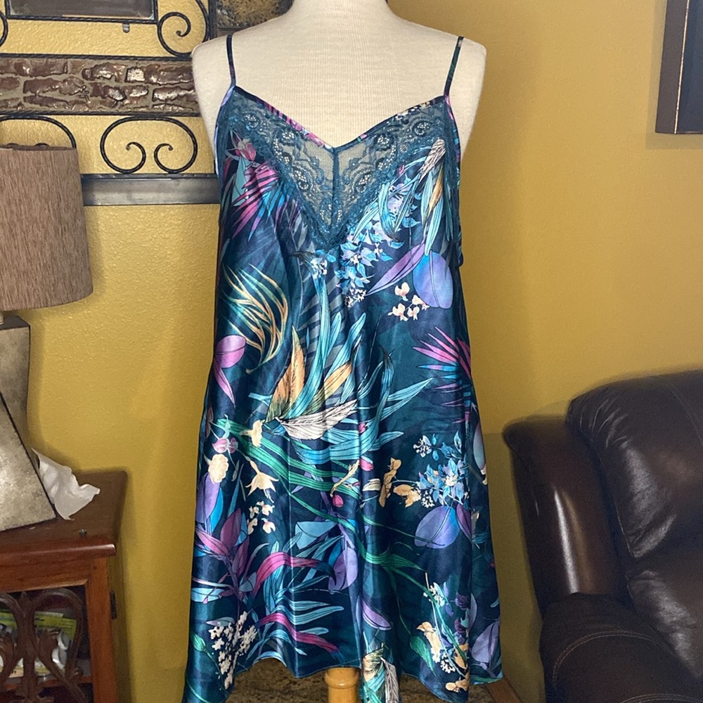 Linea Donatella NWT Nightie